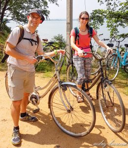 En vélo dans les ruines de Polonnaruwa - Voyage au Sri Lanka