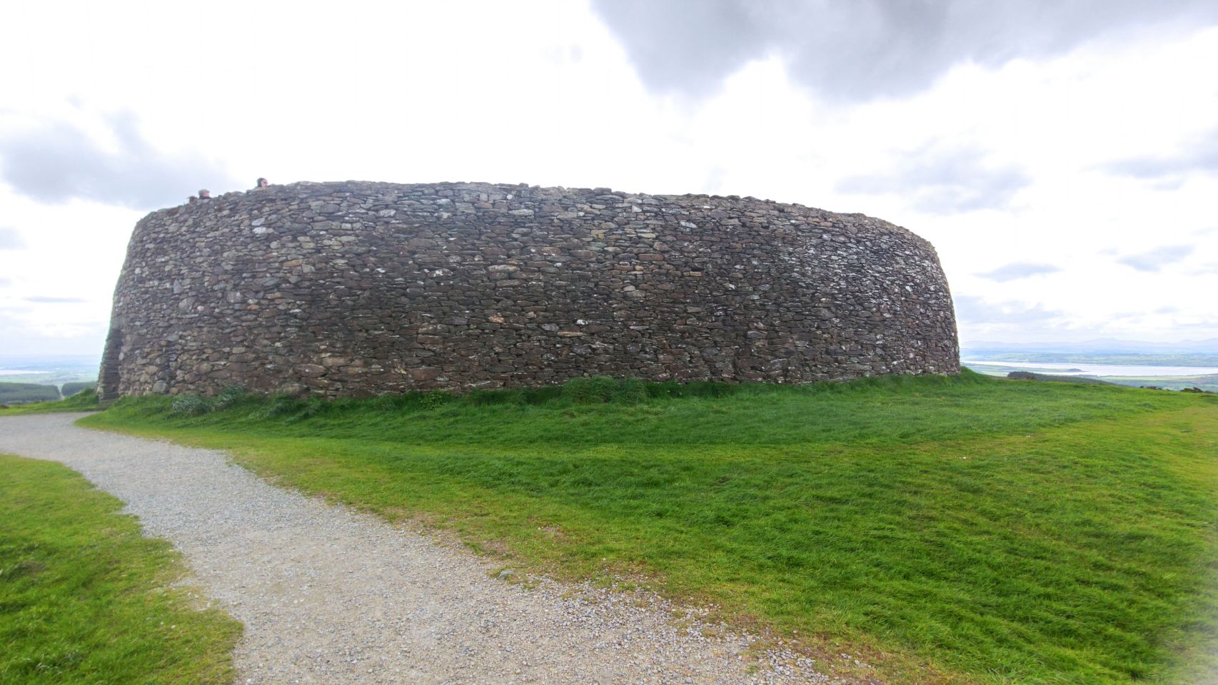 Fort-Grianan-dAileach-Irlande-en-camping-car--